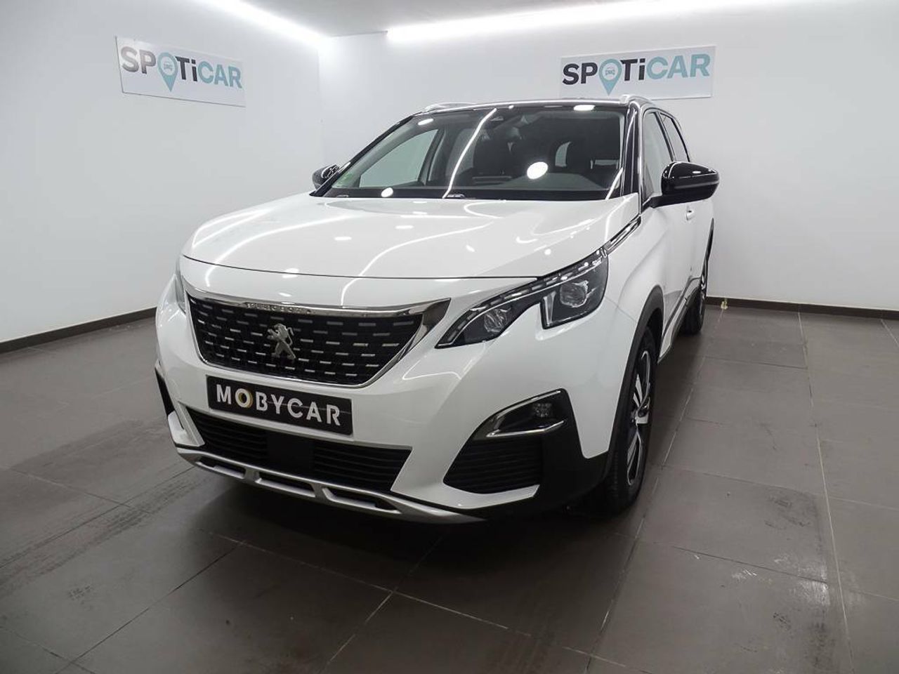 peugeot 5008 2020 /