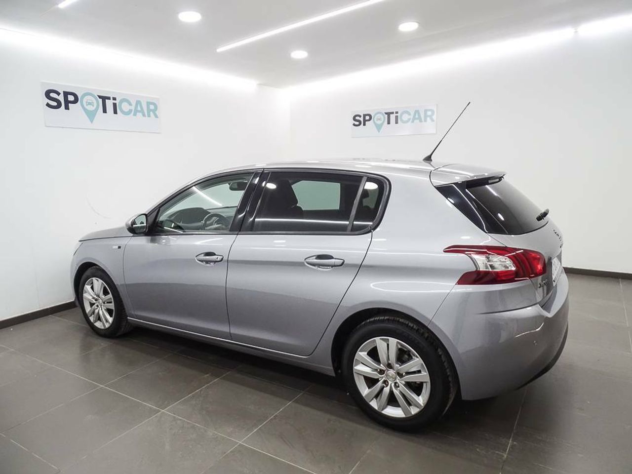 Peugeot 308 5p  1.6 BlueHDi 100 Style - foto 9