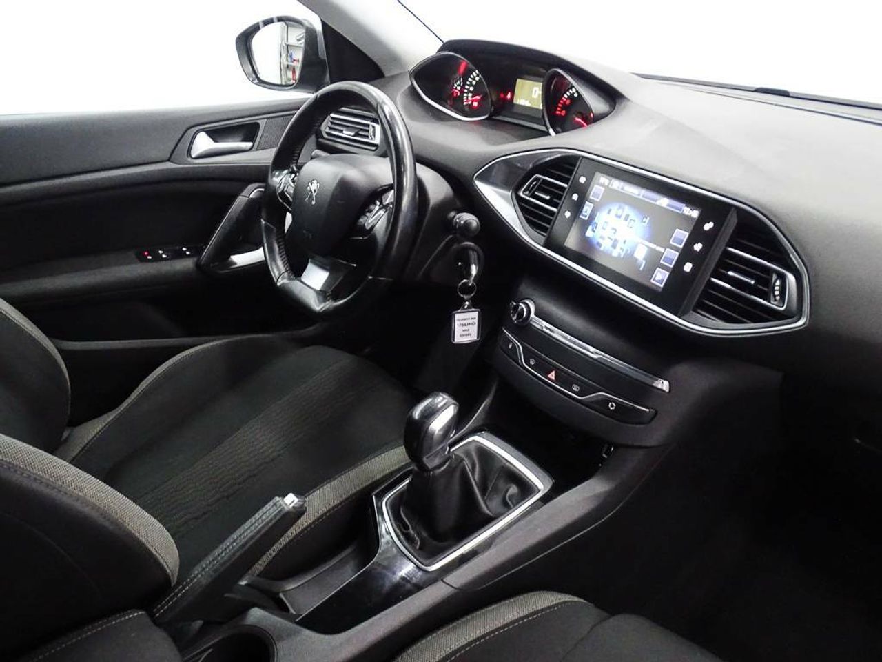 Peugeot 308 5p  1.6 BlueHDi 100 Style - foto 25