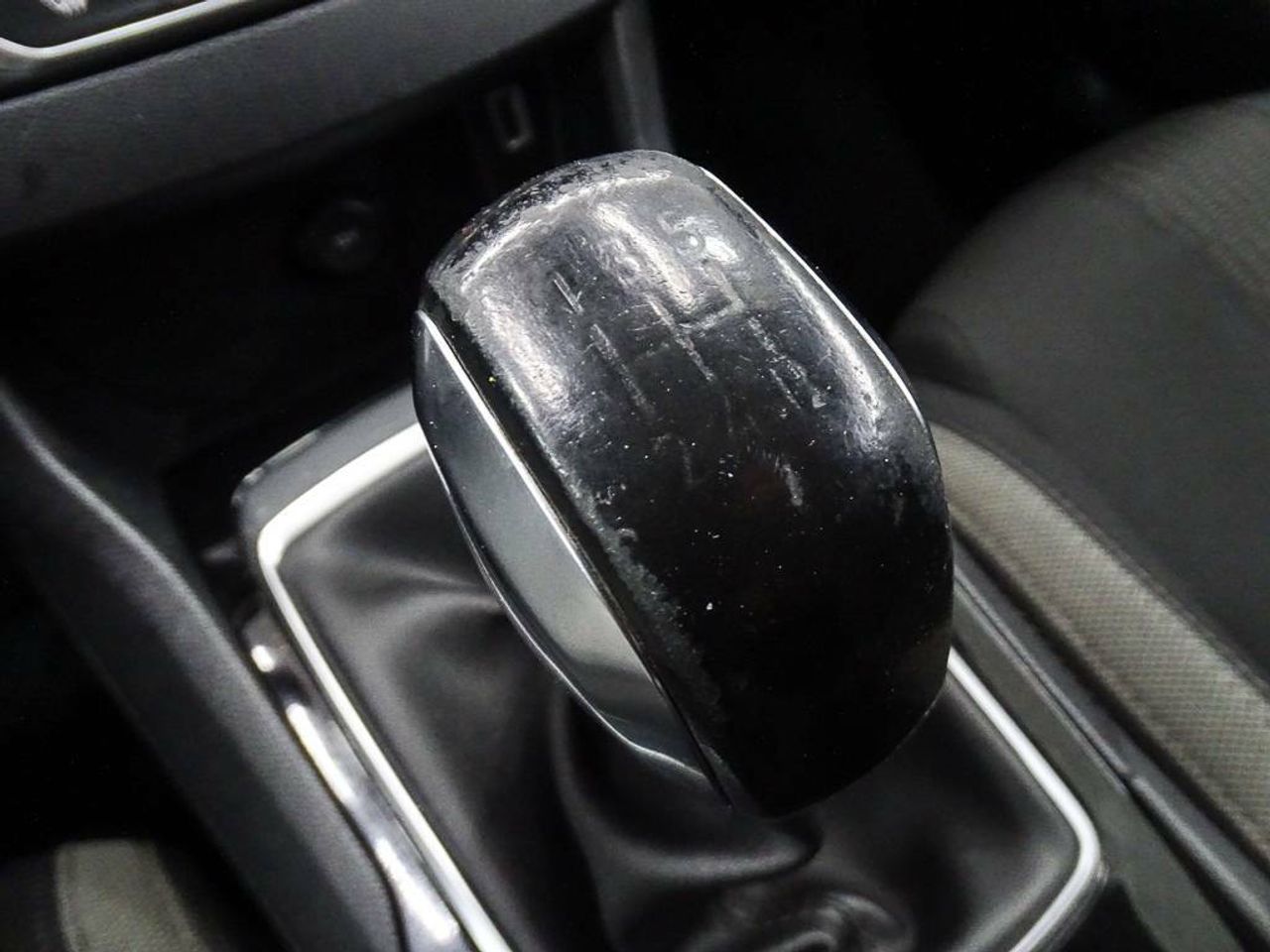 Peugeot 308 5p  1.6 BlueHDi 100 Style - foto 23