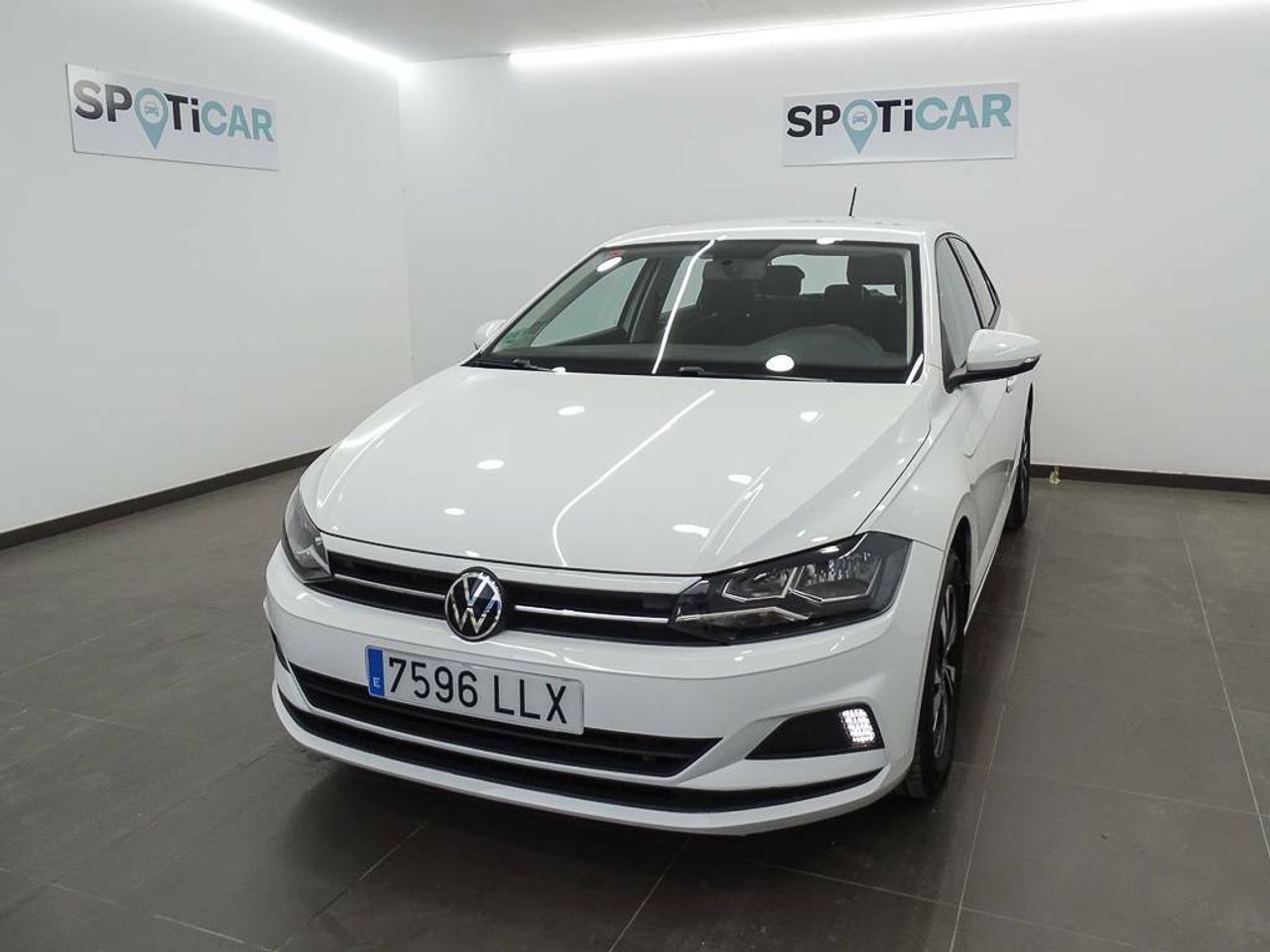 Luces lectura tipo led  de segunda mano - volkswagen polo 2020 /