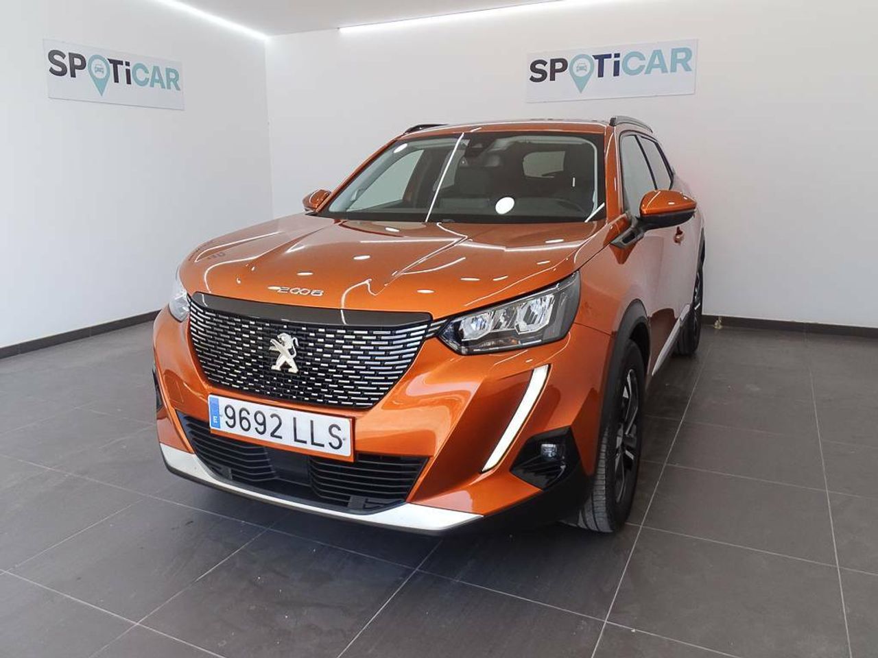 Neumaticos 70  de segunda mano - peugeot 2008 2020 /