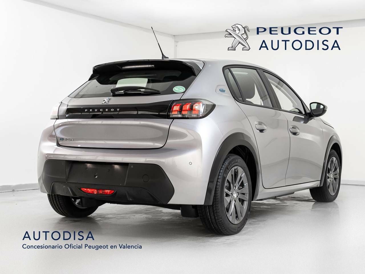 peugeot 208 2023 / foto grande (3)