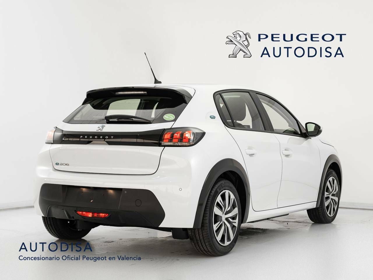 peugeot 208 2024 / foto grande (3)