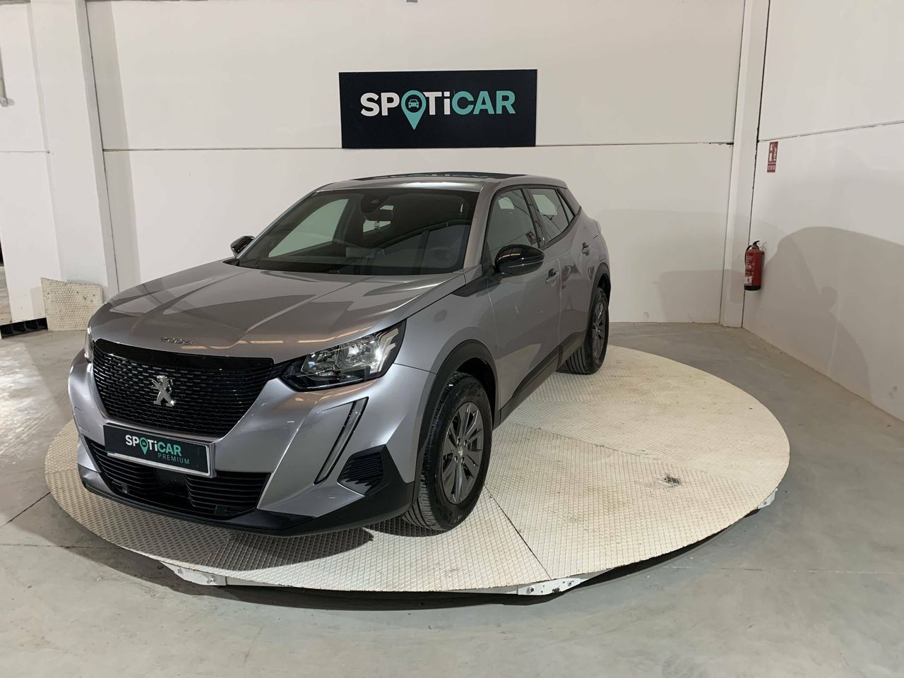 peugeot 2008 2023 /