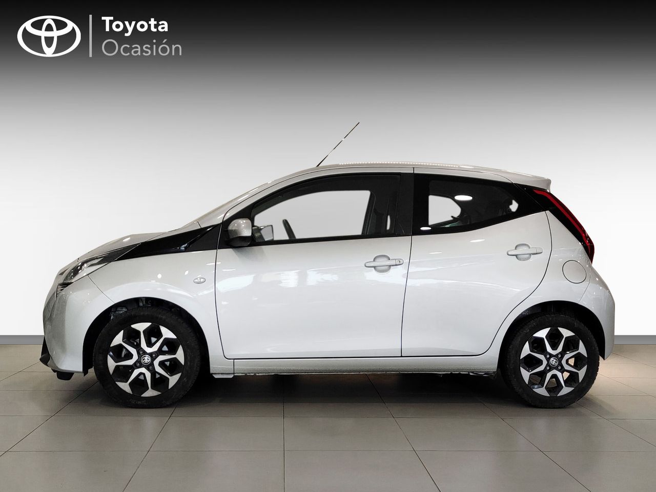 toyota aygo 2021 / foto grande (3)