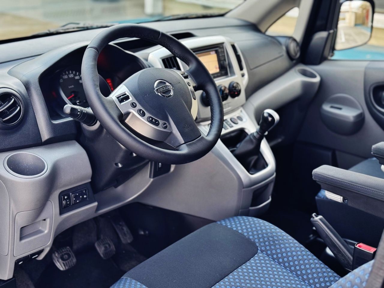nissan nv200 evalia 2016 / foto grande (2)