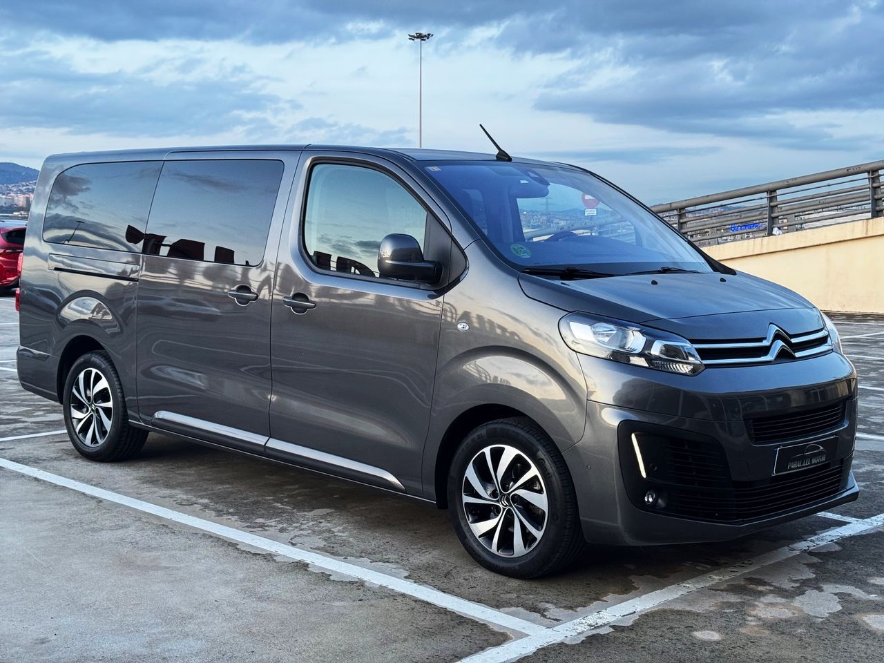 Citroen c4 gris  de segunda mano - citroën spacetourer 2018 /