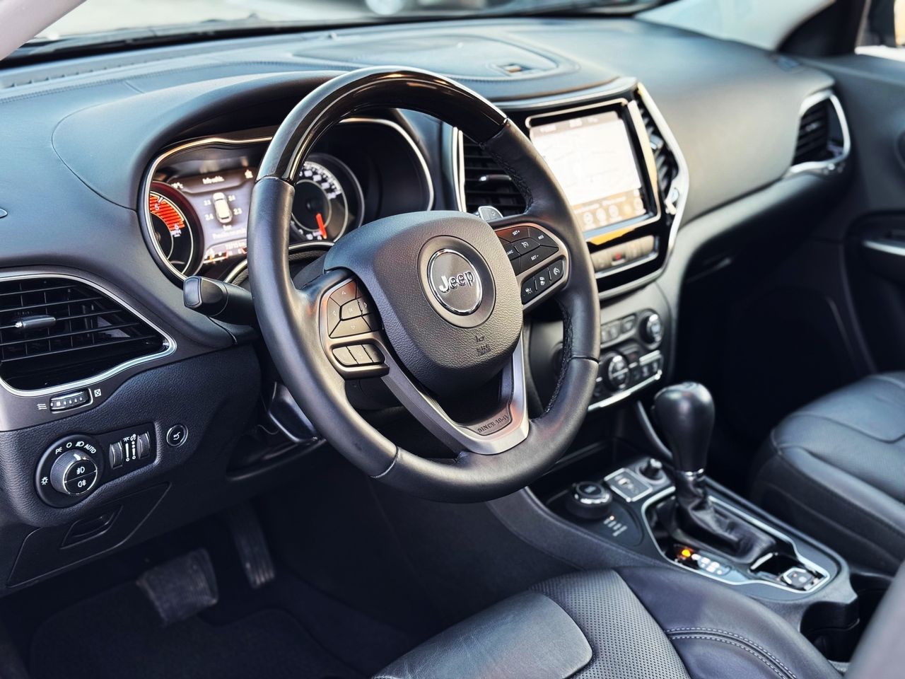 jeep cherokee 2020 / foto grande (2)