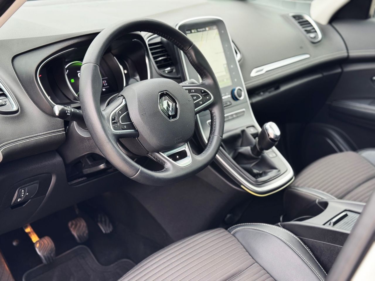 renault grand scénic 2019 / foto grande (2)
