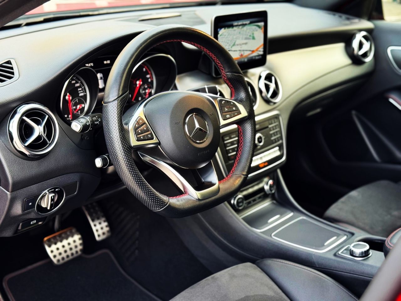mercedes gla 2019 / foto grande (2)