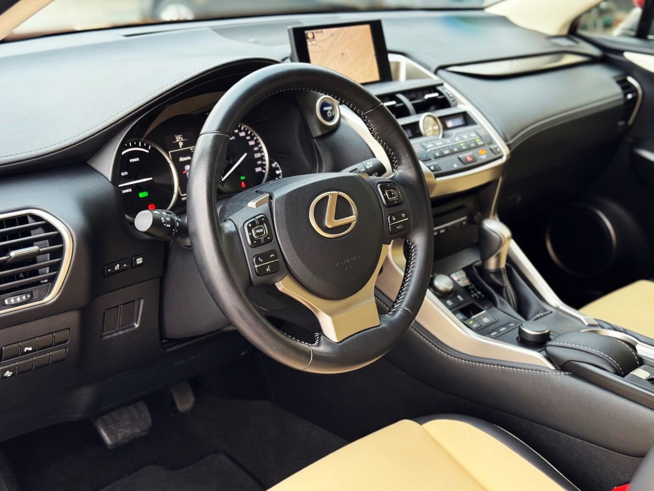 lexus nx 2016 / foto grande (2)