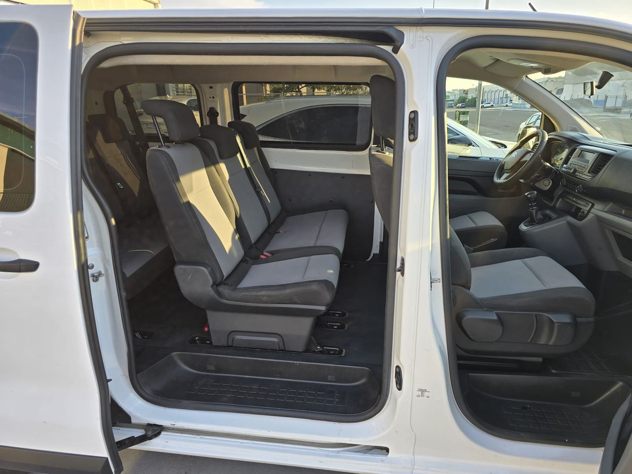 Citroën Spacetourer JUMPY Combi Talla M BlueHDI120CV Confort - Foto 17