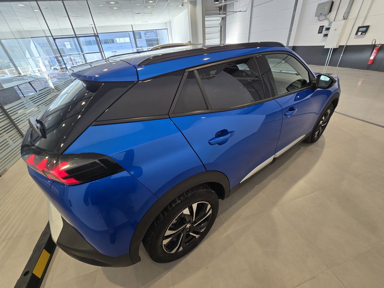 peugeot 2008 2022 / foto grande (3)