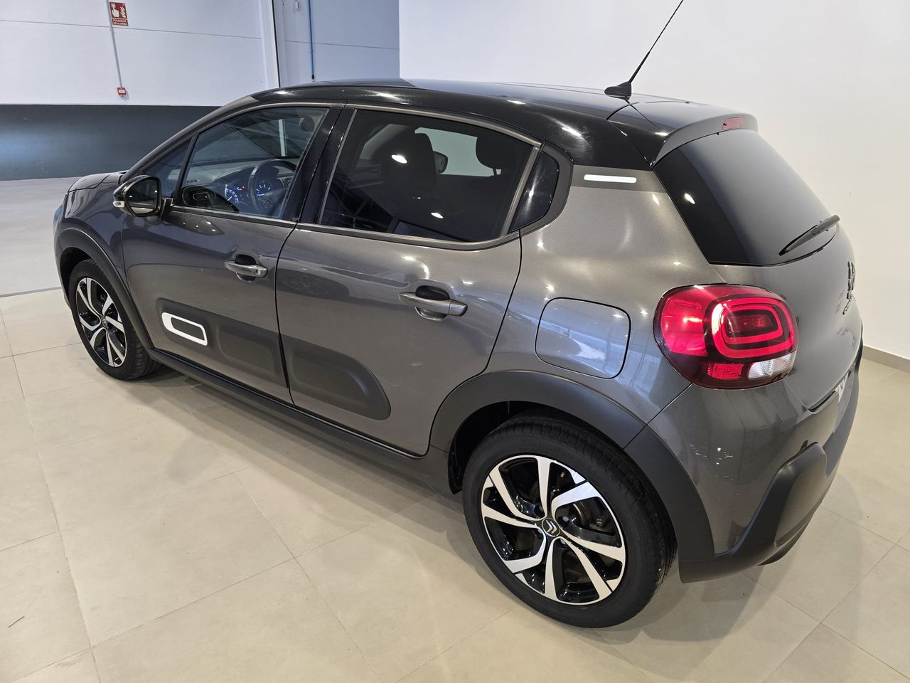 Citroën C3 BlueHdi 100 S&S Shine - Foto 5