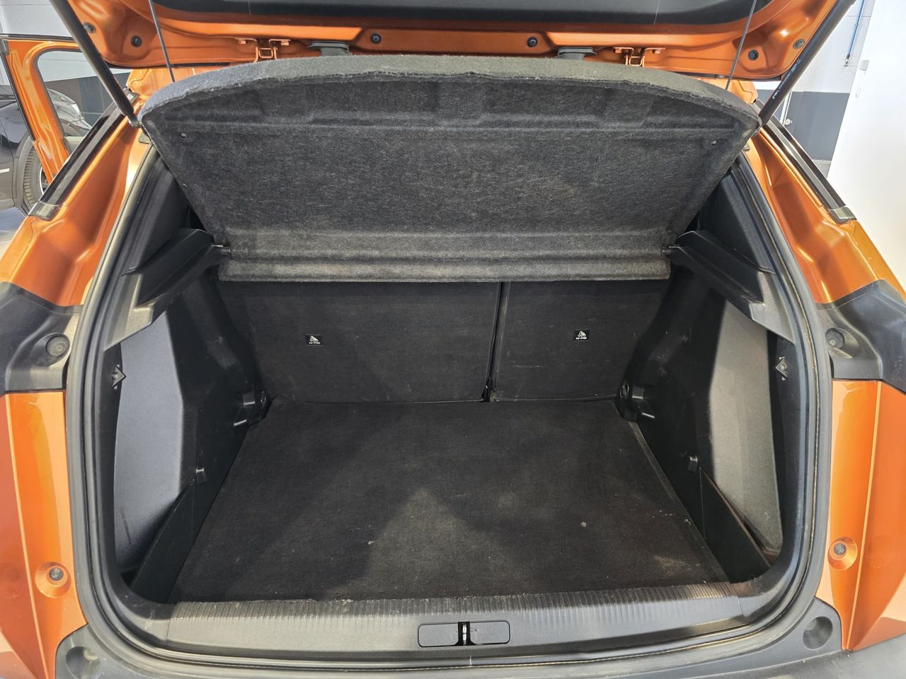 Peugeot 2008 Active Pack BlueHDI 81kW 110CV  - Foto 13