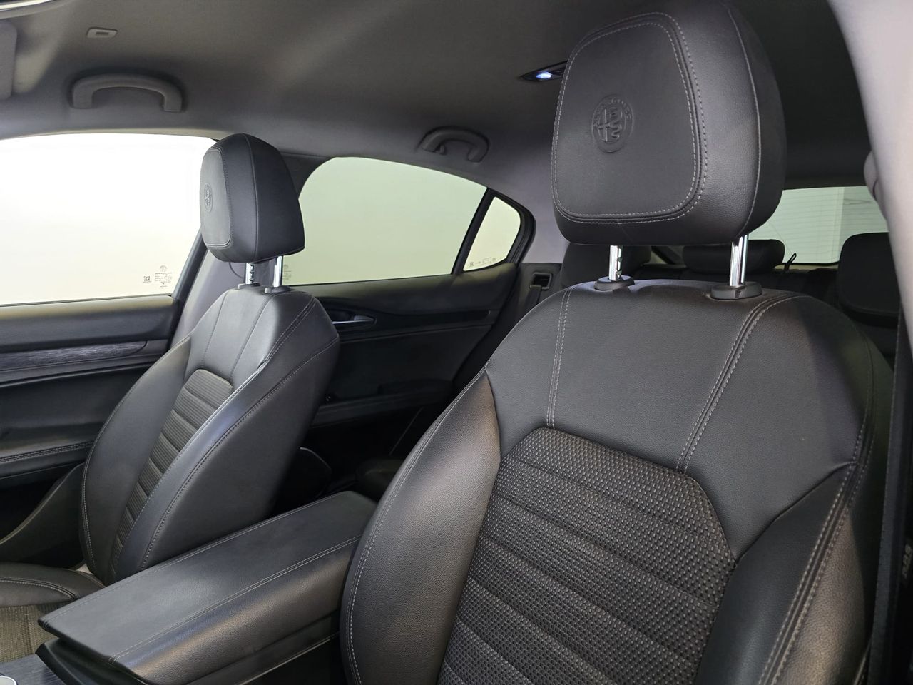 Alfa Romeo Stelvio 2.2 Diésel 154kW (210CV) Executive Q4 - Foto 15