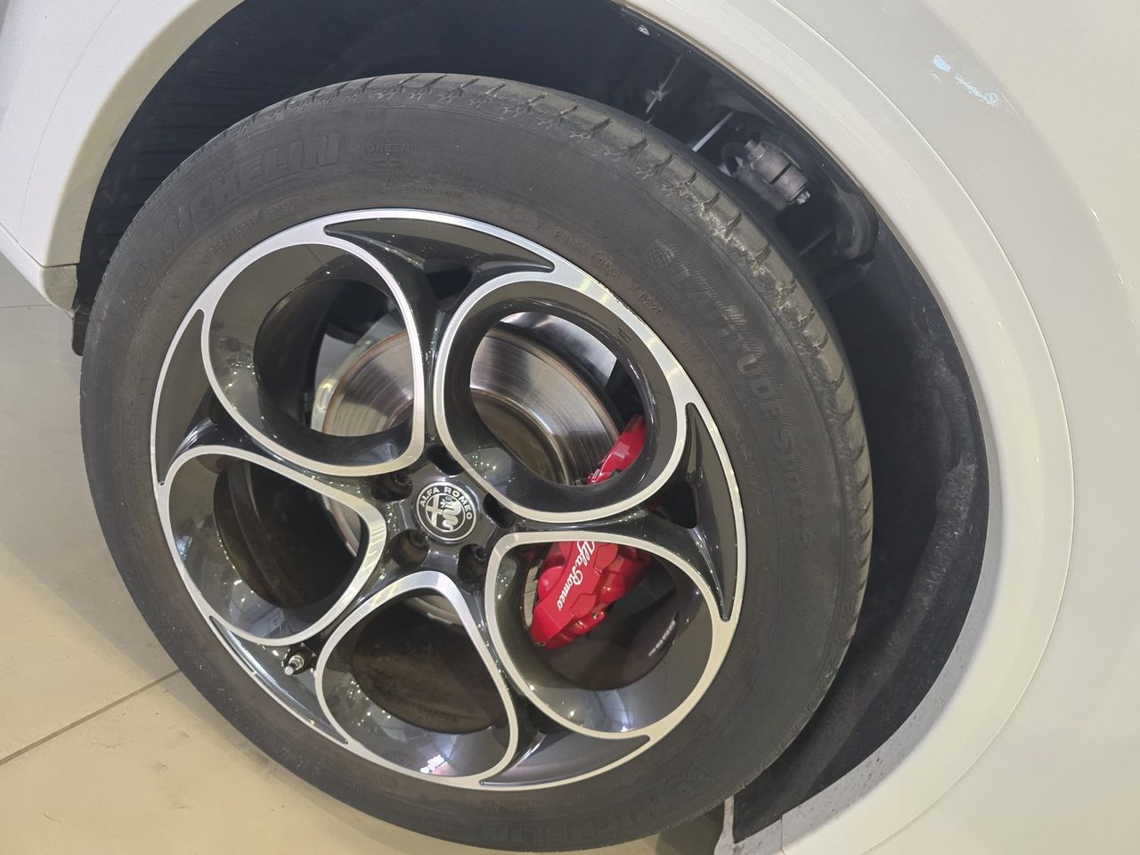 Alfa Romeo Stelvio 2.2 Diésel 154kW (210CV) Veloce - Foto 18