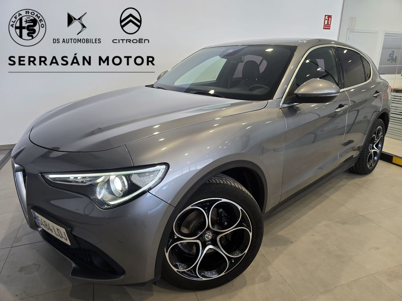 alfa romeo stelvio 2019 /