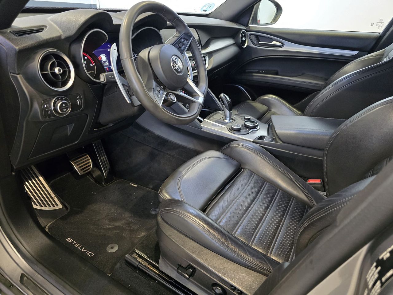 Alfa Romeo Stelvio 2.2 Diésel 154kW (210CV) Executive Q4  - Foto 14