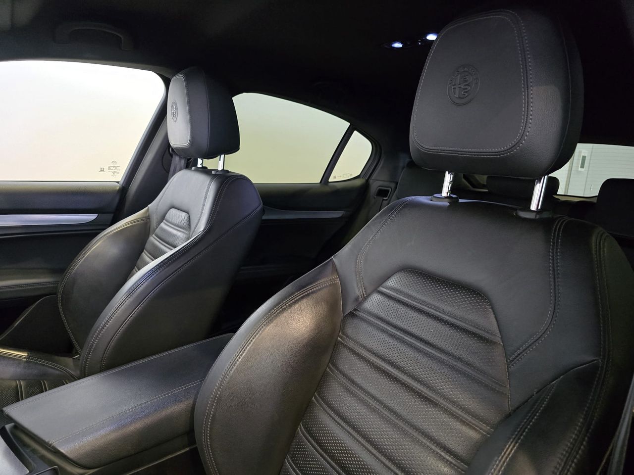 Alfa Romeo Stelvio 2.2 Diésel 154kW (210CV) Executive Q4  - Foto 15
