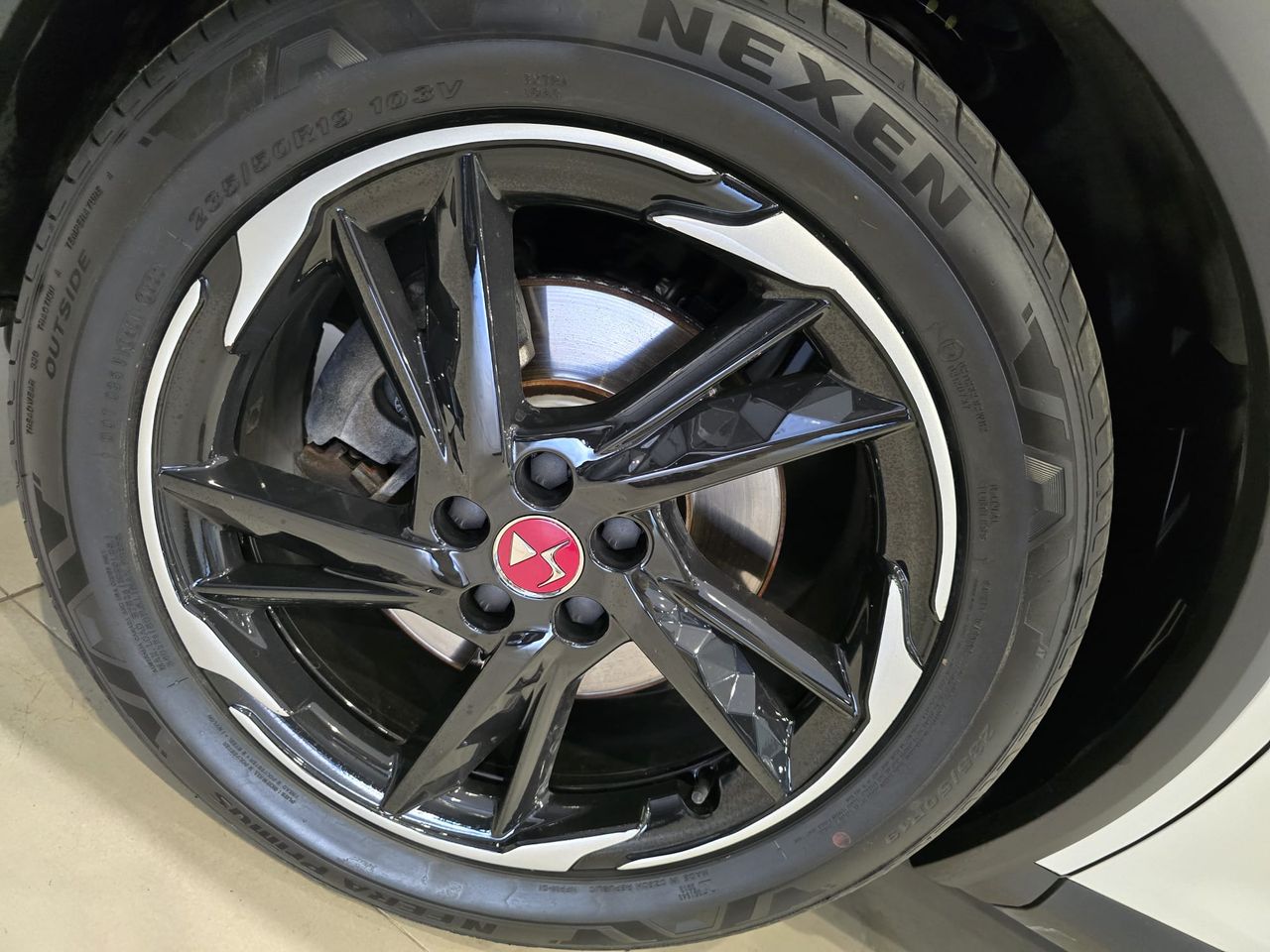 DS DS 7 E-TENSE 300 4X4 PERFORMANCE LINE +  - Foto 15