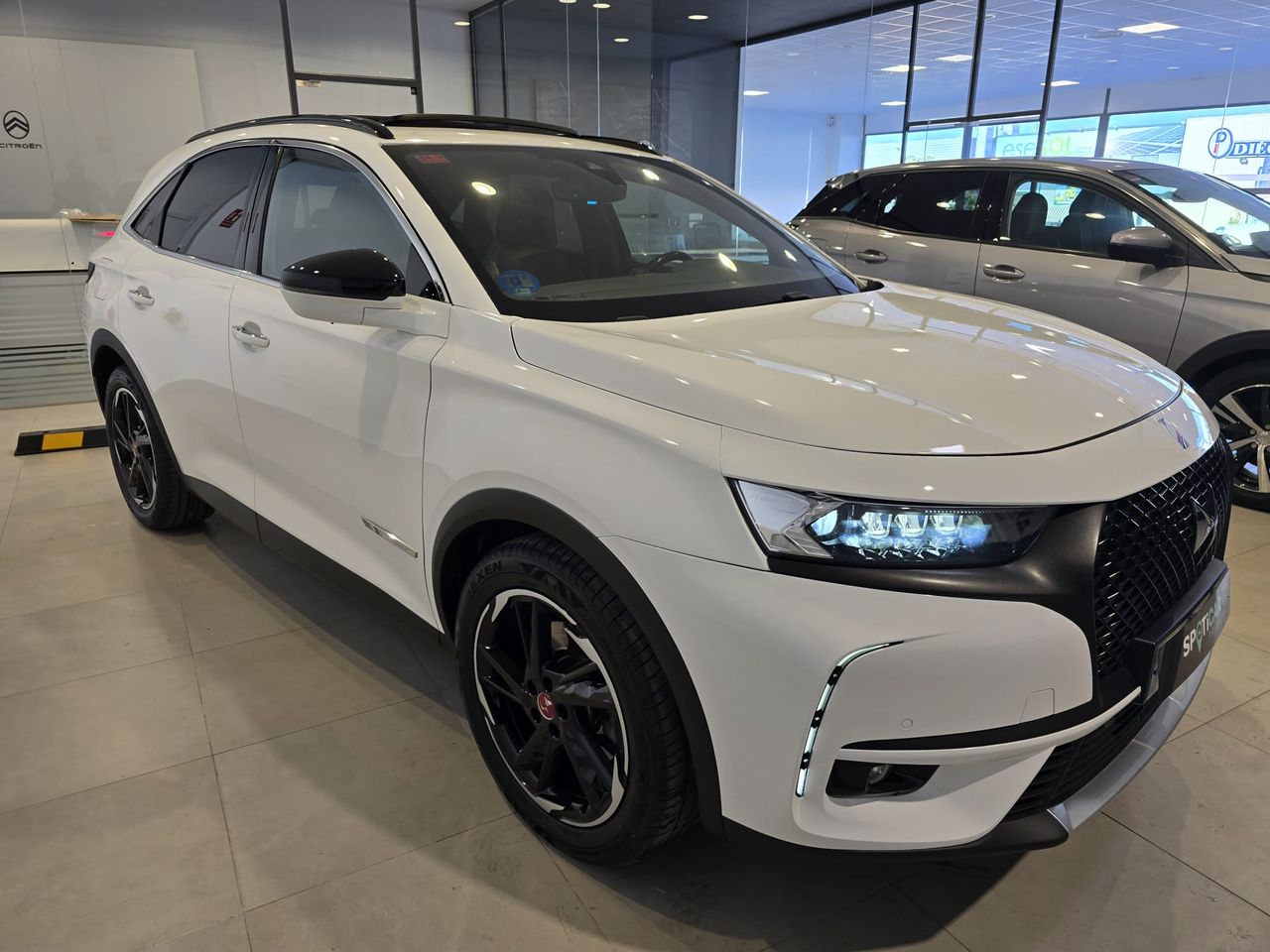 DS DS 7 E-TENSE 300 4X4 PERFORMANCE LINE +  - Foto 11