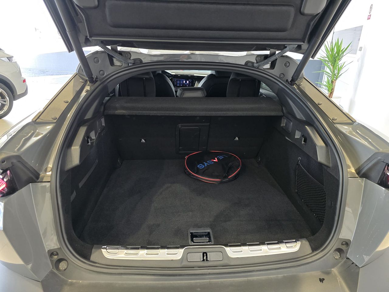 Peugeot 408 408 GT PHEV 180 e-EAT8  - Foto 9