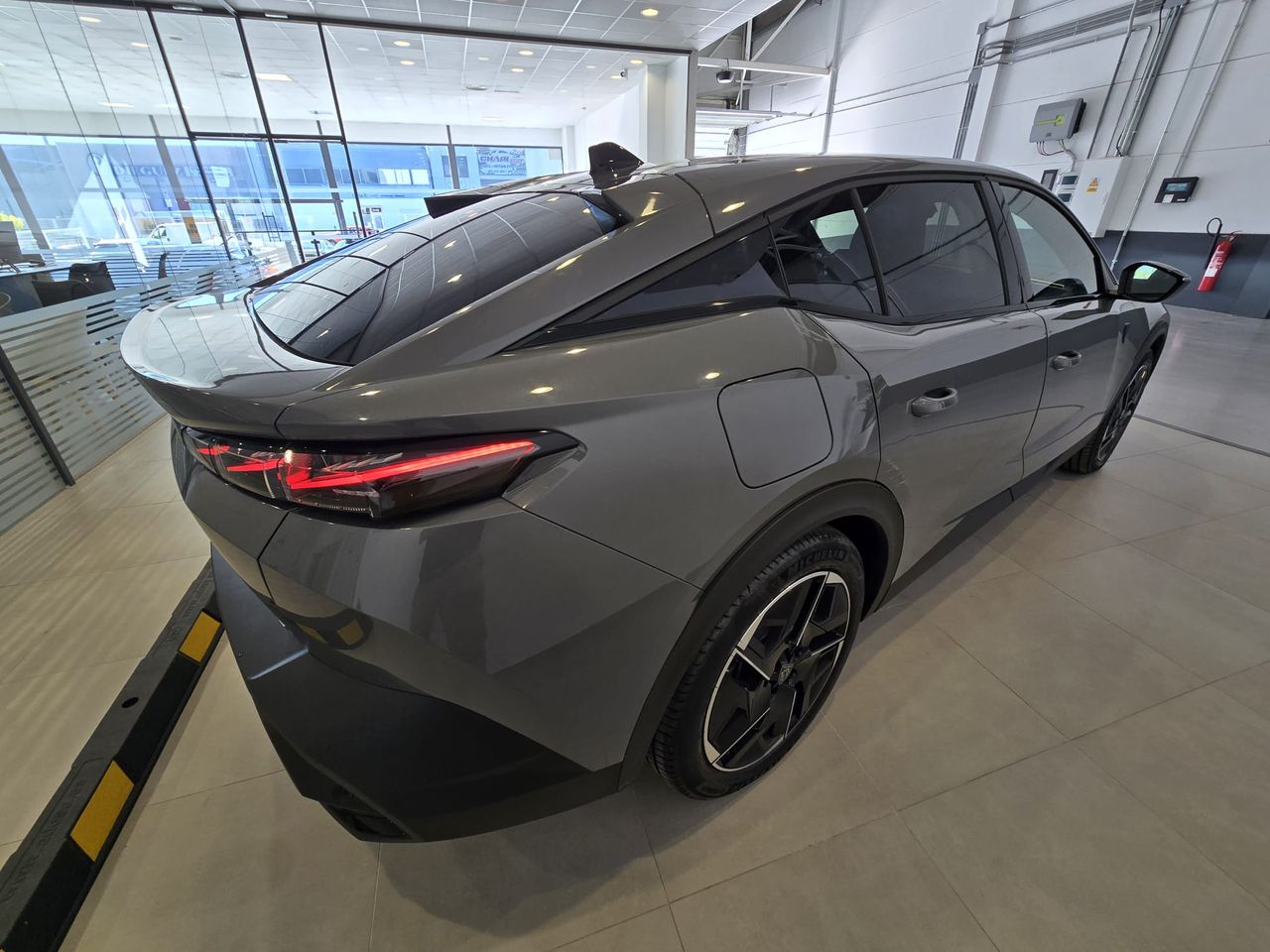 Peugeot 408 408 GT PHEV 180 e-EAT8  - Foto 12