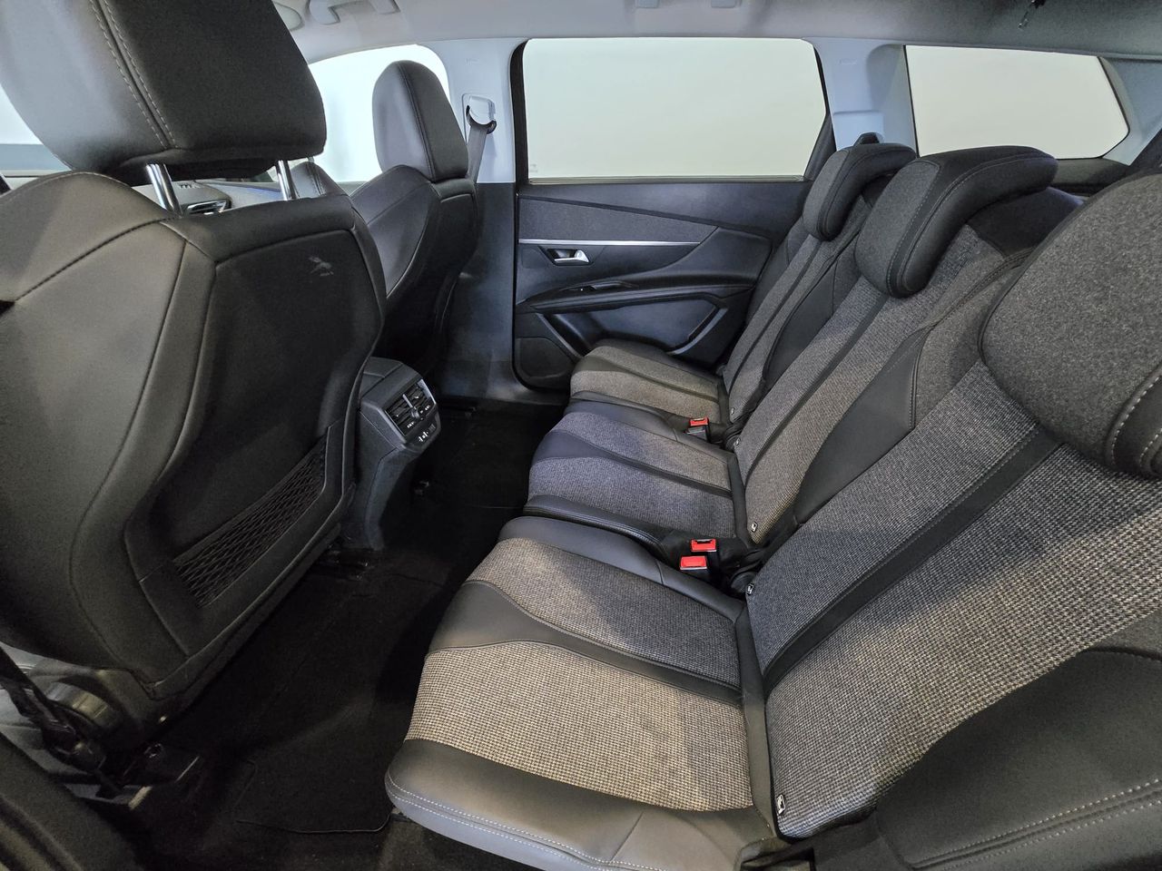 Peugeot 5008 Allure BlueHDi 130 S&S - Foto 12