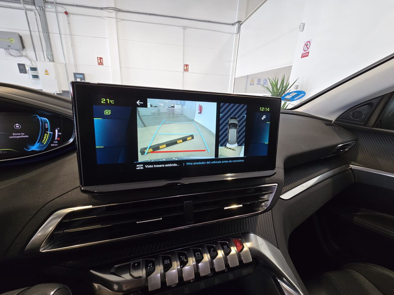 Peugeot 3008 Hybrid 3008 Allure PLUG-IN HYBRID 225 e-EAT8 - Foto 17