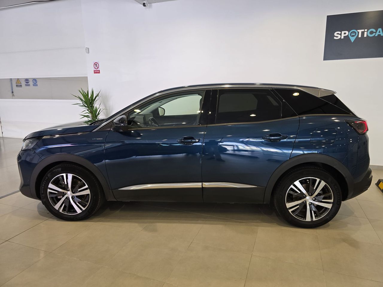 Peugeot 3008 Hybrid 3008 Allure PLUG-IN HYBRID 225 e-EAT8 - Foto 9