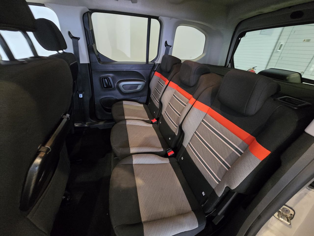 Citroën Berlingo Talla M BlueHDi 100 S&S Shine - Foto 11