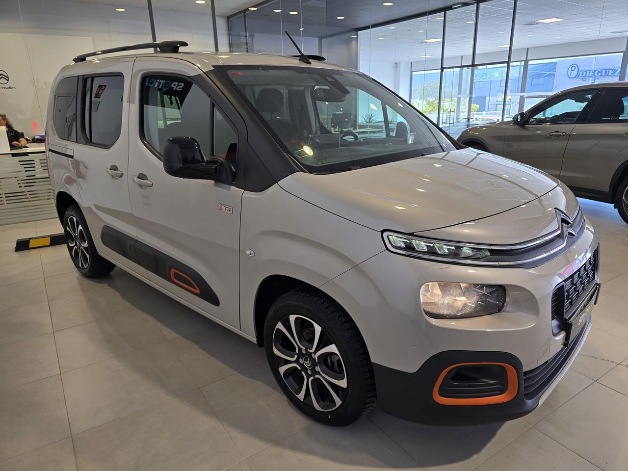 Citroën Berlingo Talla M BlueHDi 100 S&S Shine - Foto 5
