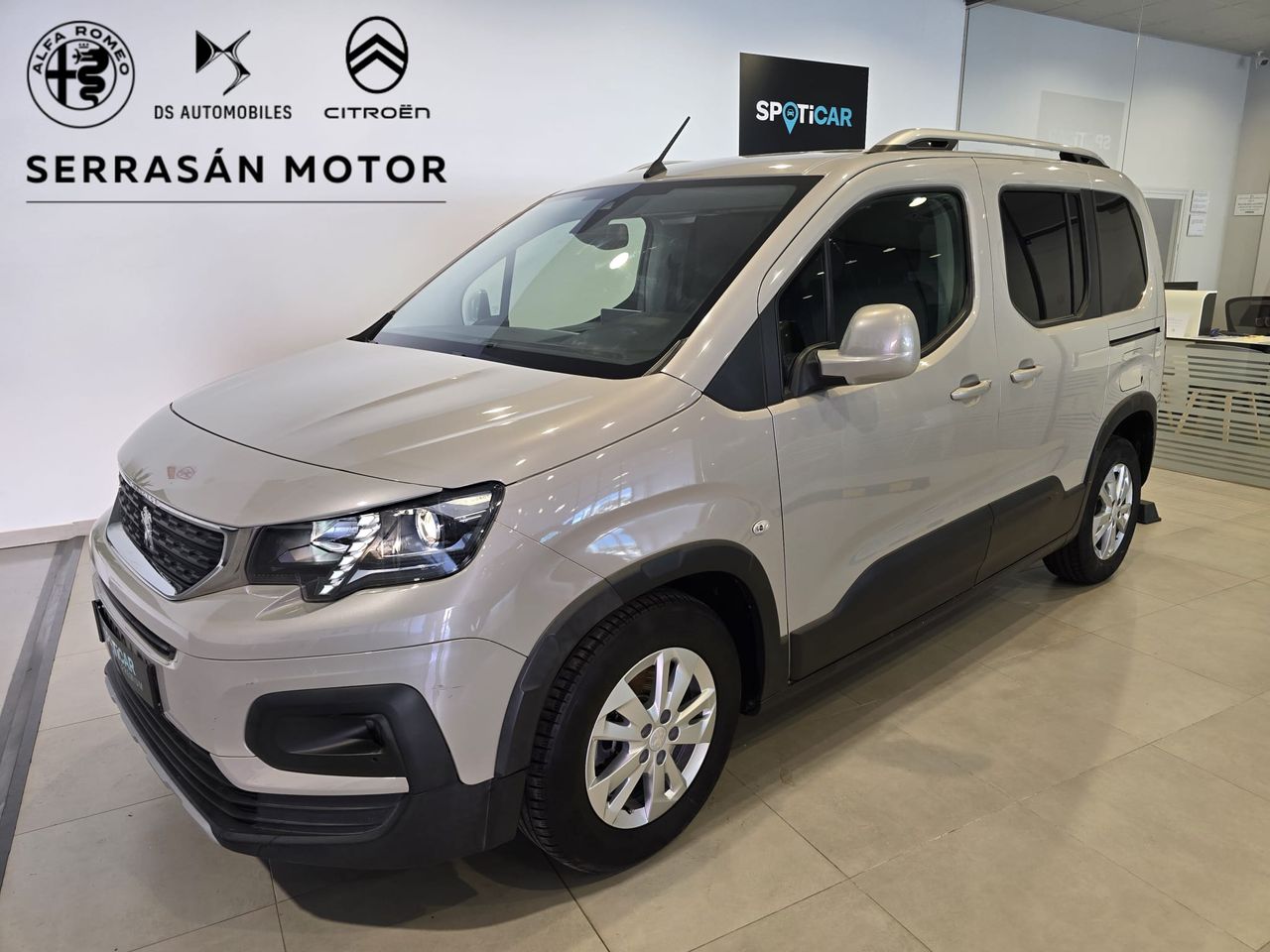 Peugeot Rifter Allure Pack Standard BlueHDi 130 - Foto 18