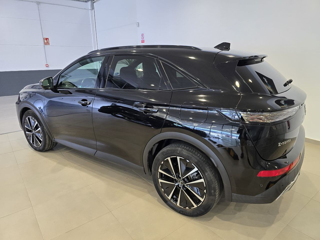 DS DS 7 DS 7 E-TENSE 225 RIVOLI - Foto 6