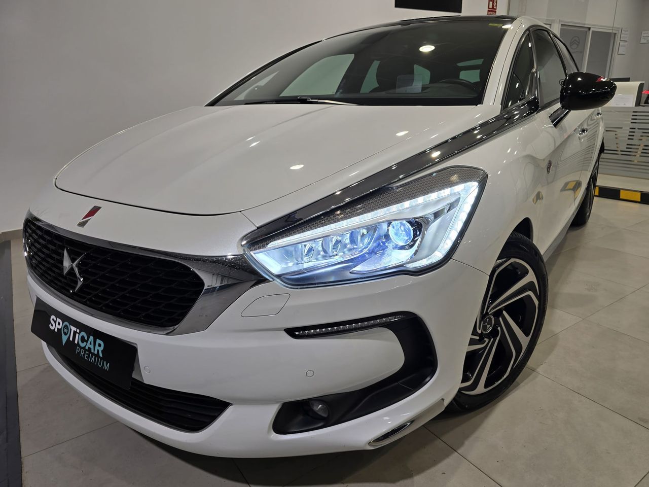 DS DS 5 THP 120kW 165CV EAT6 Performance Line - Foto 4