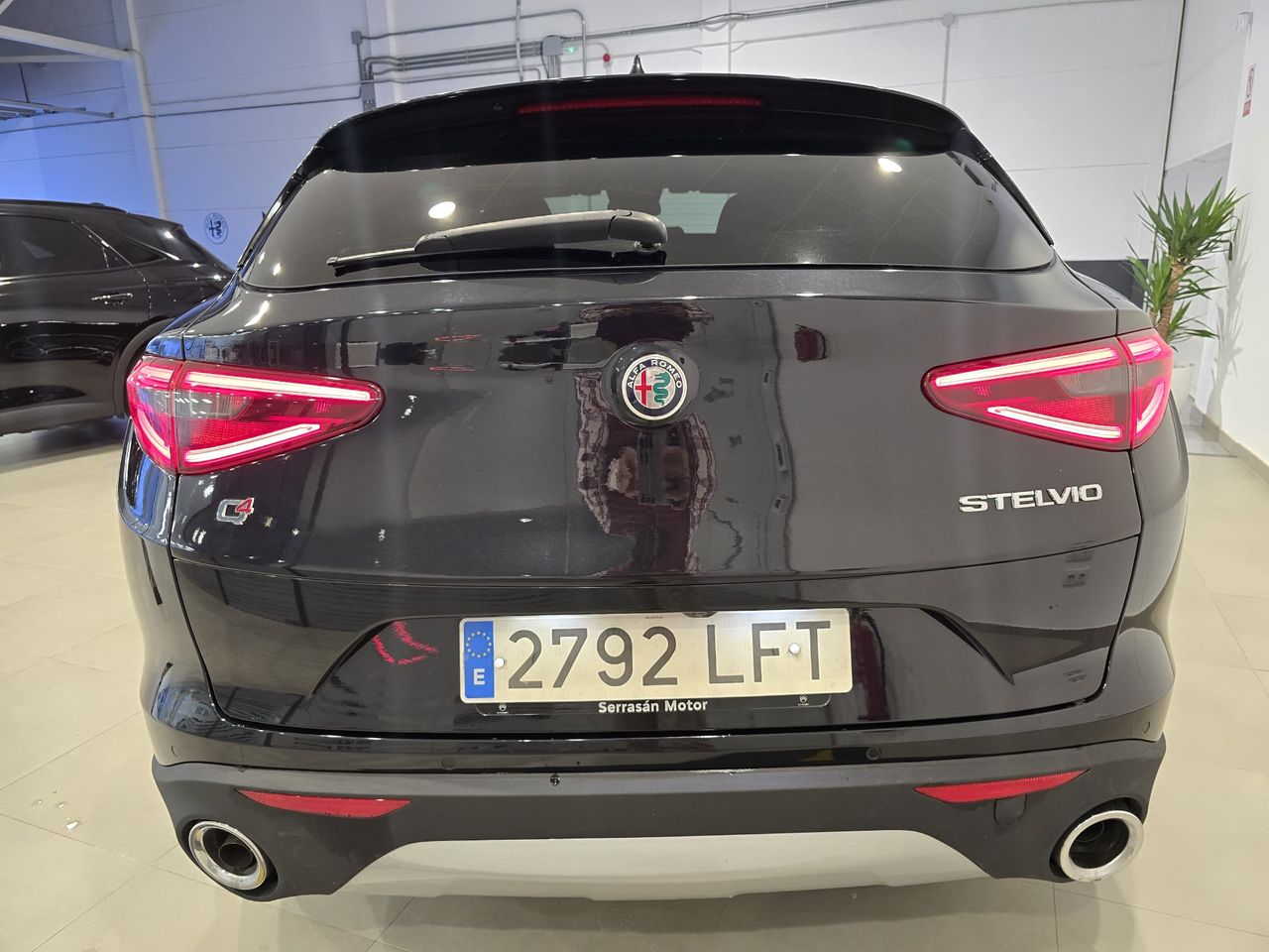 Alfa Romeo Stelvio Executive 2.2 Diesel 154 kW (210 CV) AT8 Q4 - Foto 8