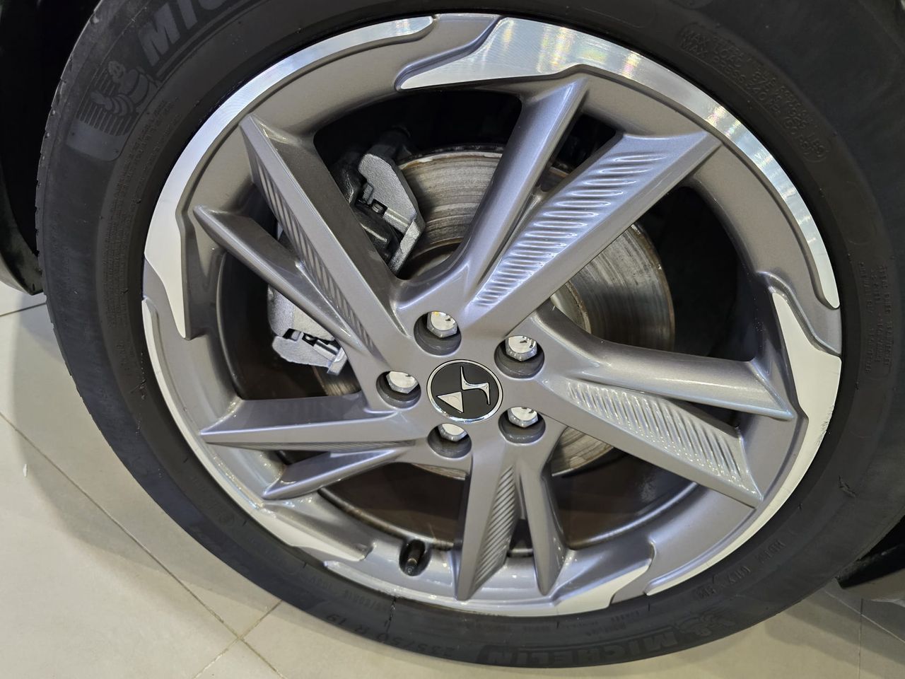 DS DS 7 E-TENSE 225 LIGNE NOIRE - Foto 14