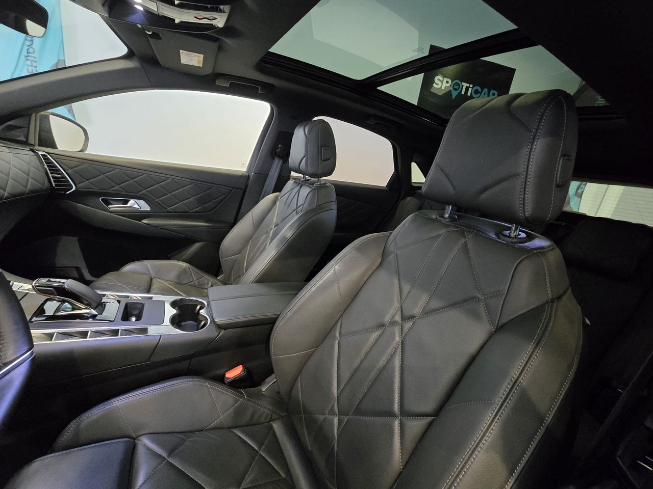 DS DS 7 E-TENSE 225 LIGNE NOIRE - Foto 12