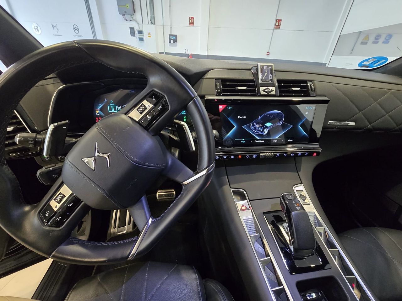 DS DS 7 E-TENSE 225 LIGNE NOIRE - Foto 13