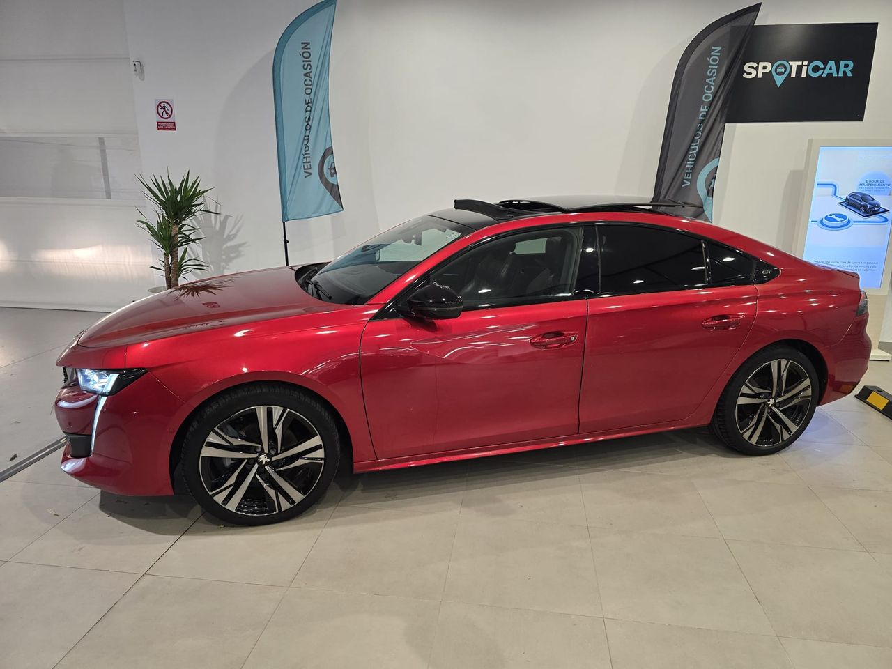 Peugeot 508 508 5P GT Pack 180 S&S EAT8 - Foto 4