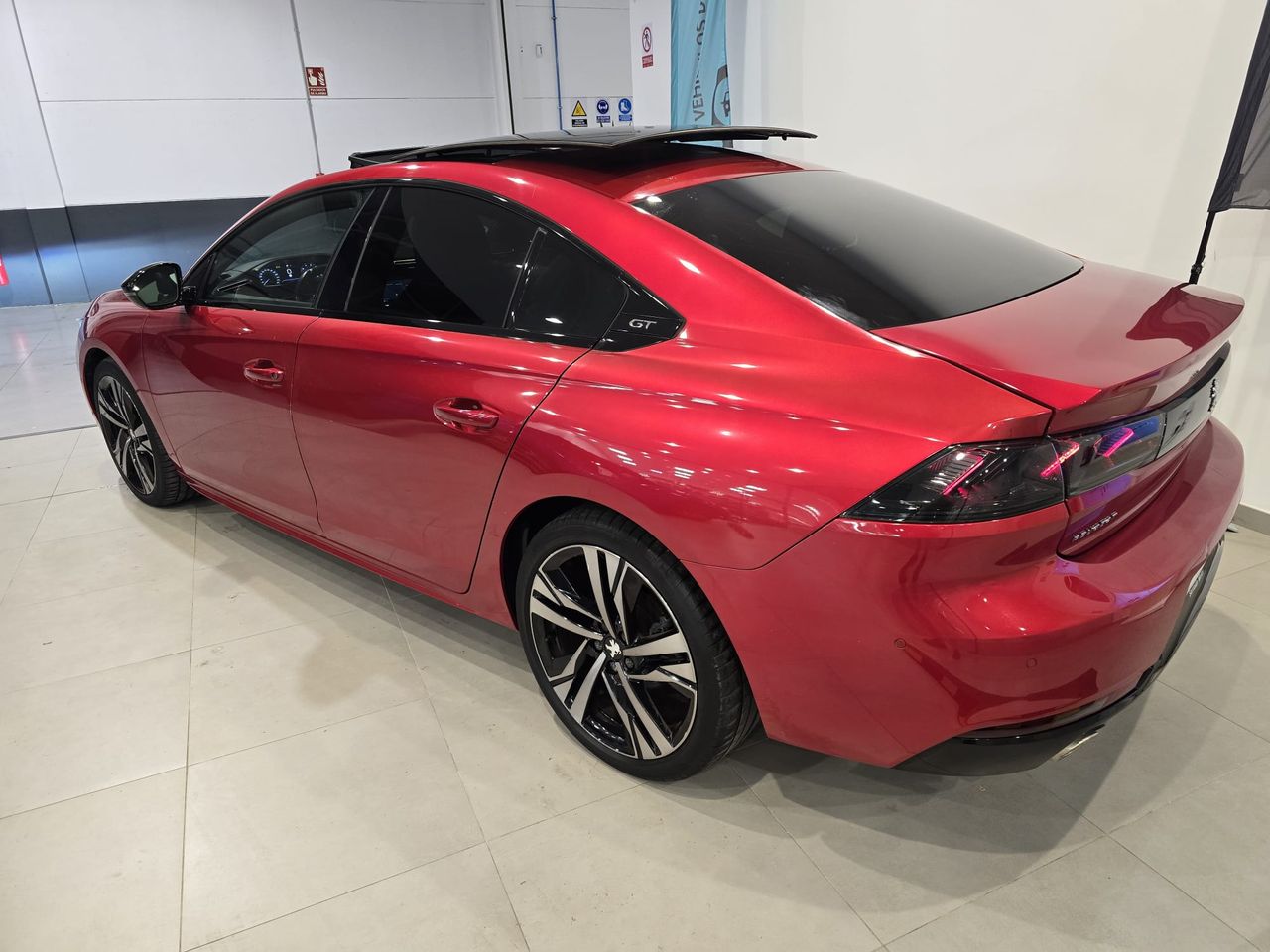 Peugeot 508 508 5P GT Pack 180 S&S EAT8 - Foto 8