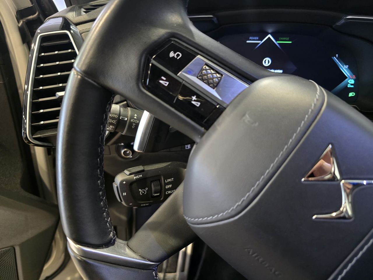 DS DS 7 DS 7 CROSSBACK E-TENSE 300 4x4 Grand Chic - Foto 12