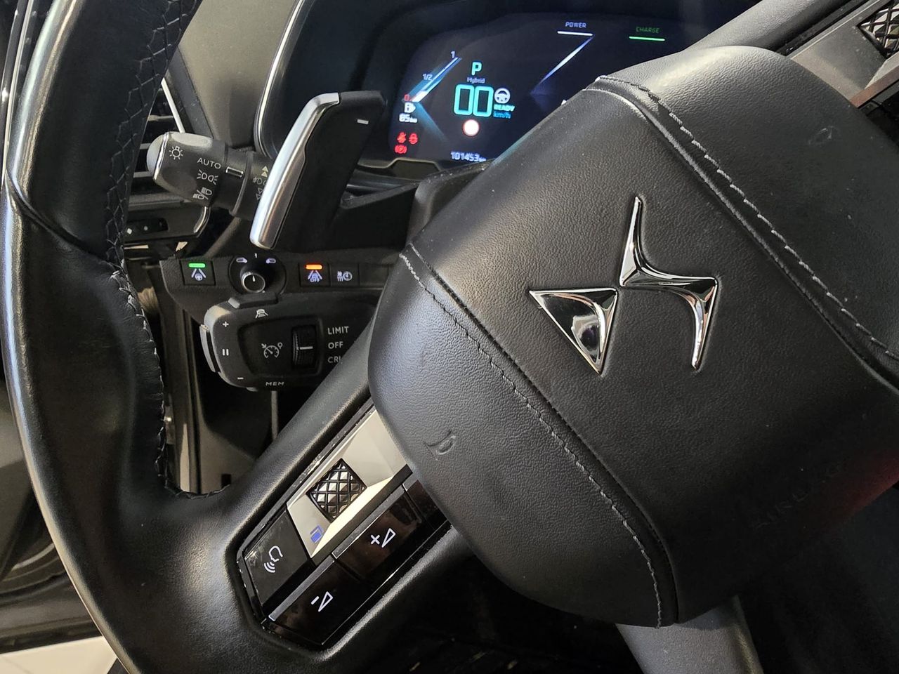 DS DS 7 Crossback DS 7 CROSSBACK E-TENSE 225 LIGNE NOIRE - Foto 13