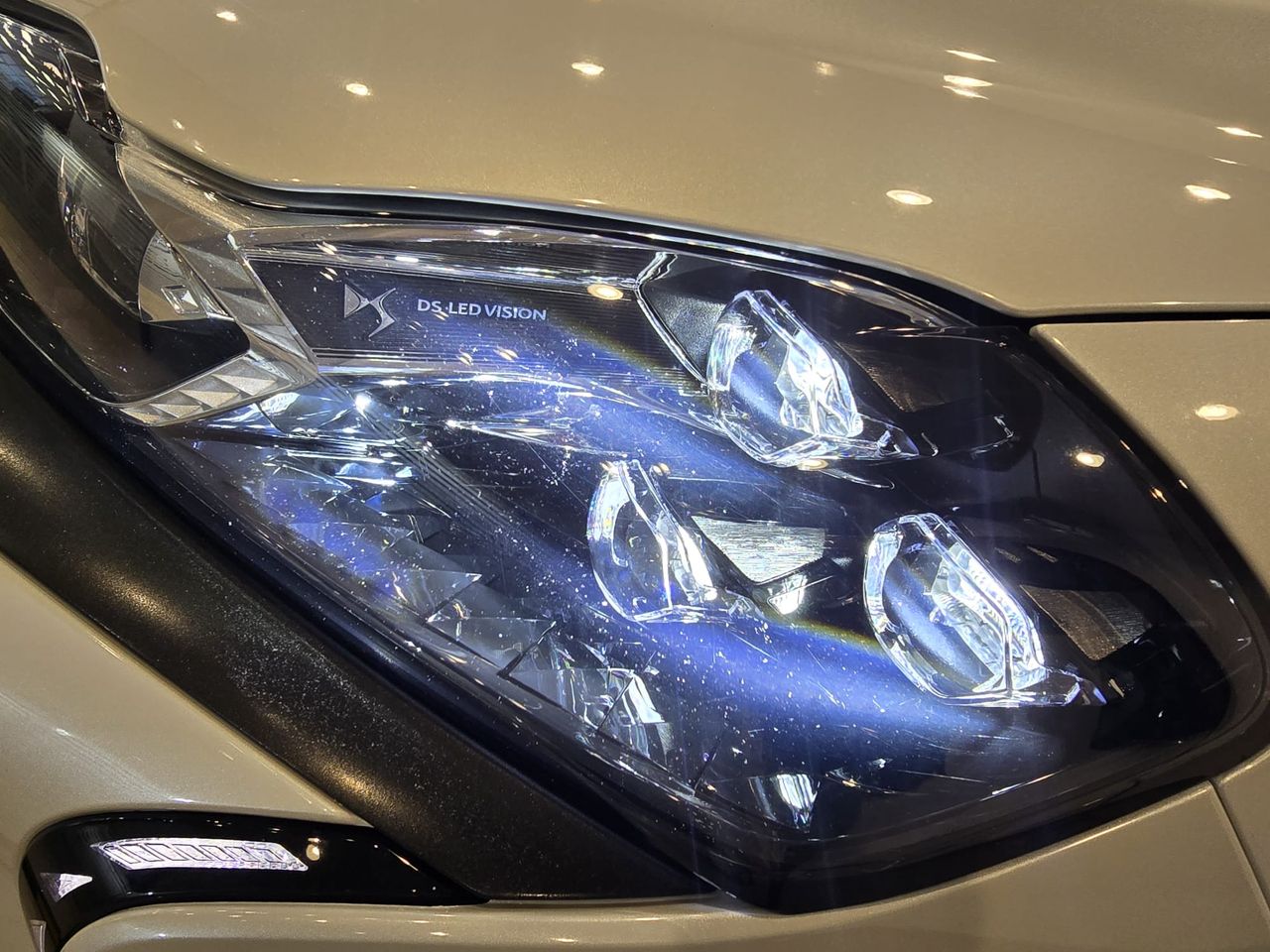 DS DS 3 Crossback PureTech 130 Aut. Performance Line - Foto 15