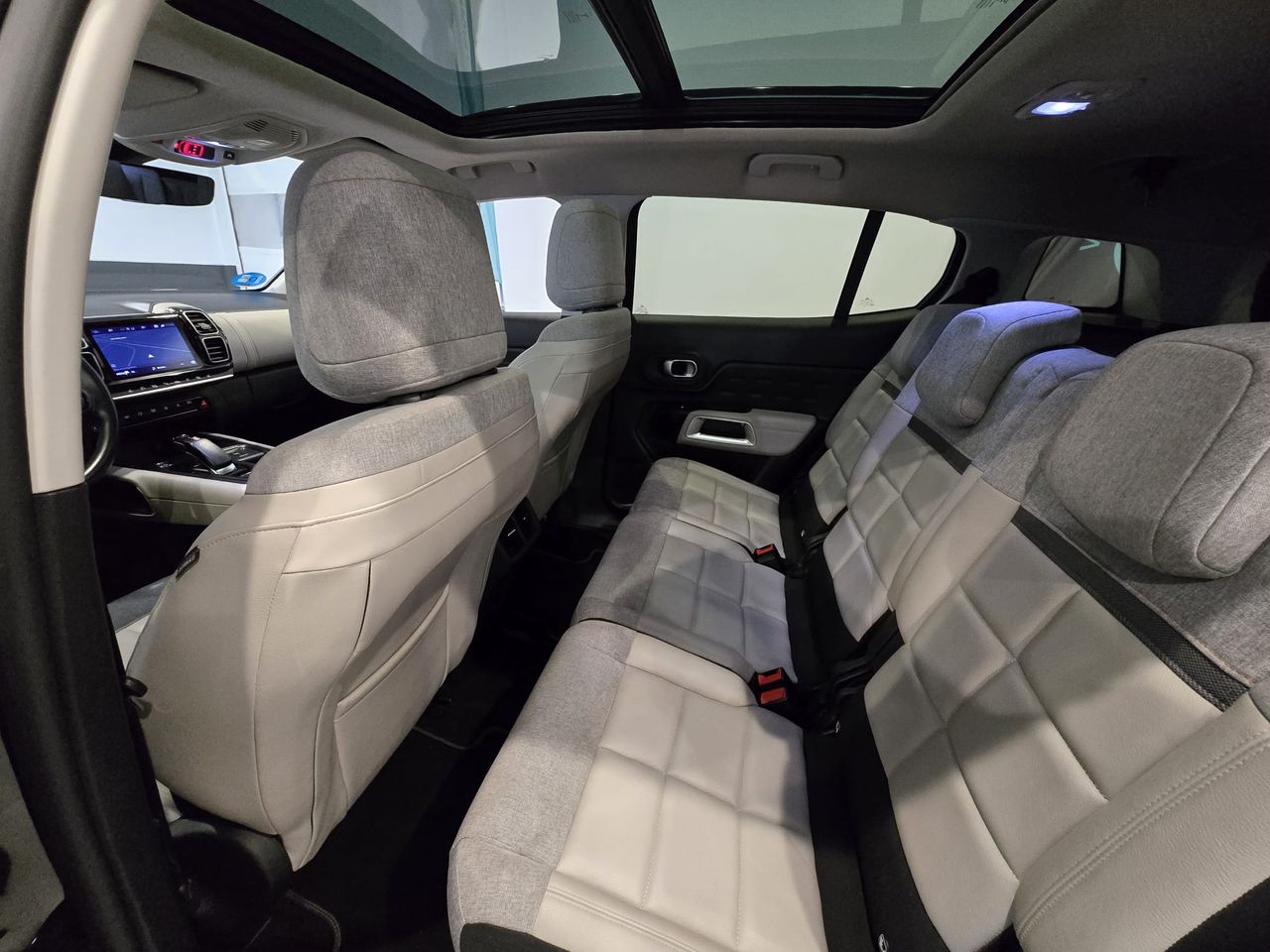 Citroën C5 Aircross SUV C5 Aircross Hybrid 225 ë-EAT8 Shine - Foto 11