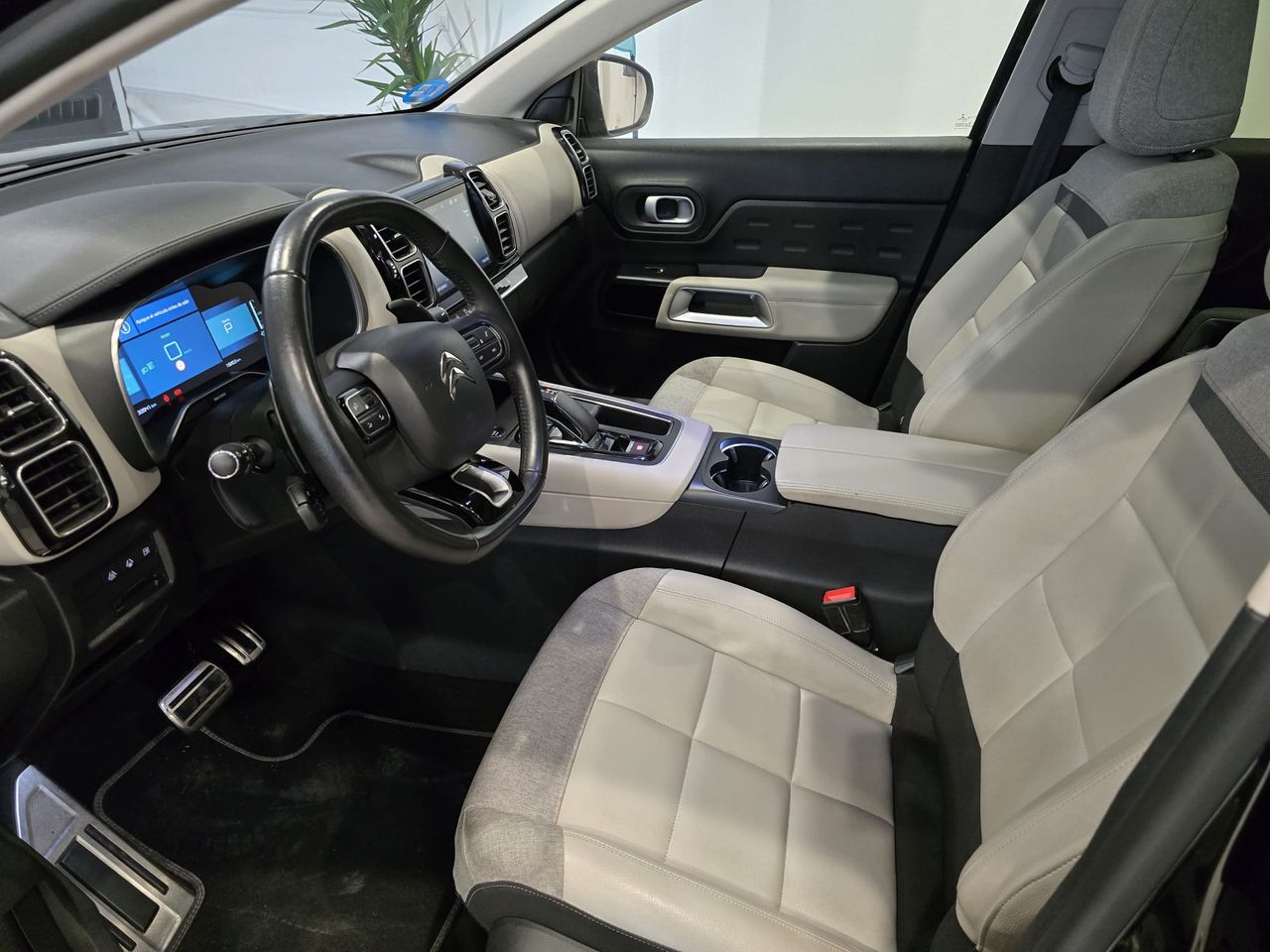 Citroën C5 Aircross SUV C5 Aircross Hybrid 225 ë-EAT8 Shine - Foto 9