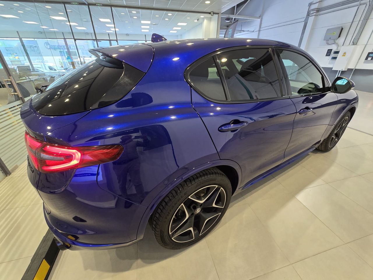 Alfa Romeo Stelvio 2.2 Diesel 154 kW (210 CV) Veloce Q4 - Foto 5