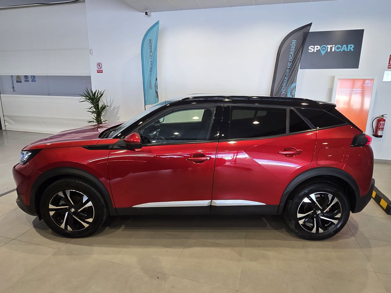 Peugeot 2008 Allure Pack BlueHDi 110 - Foto 8